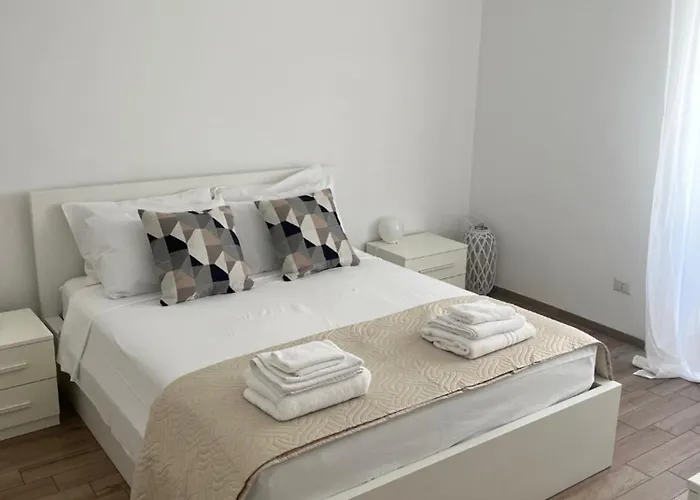 Loverhome 7 E 10 * Rome